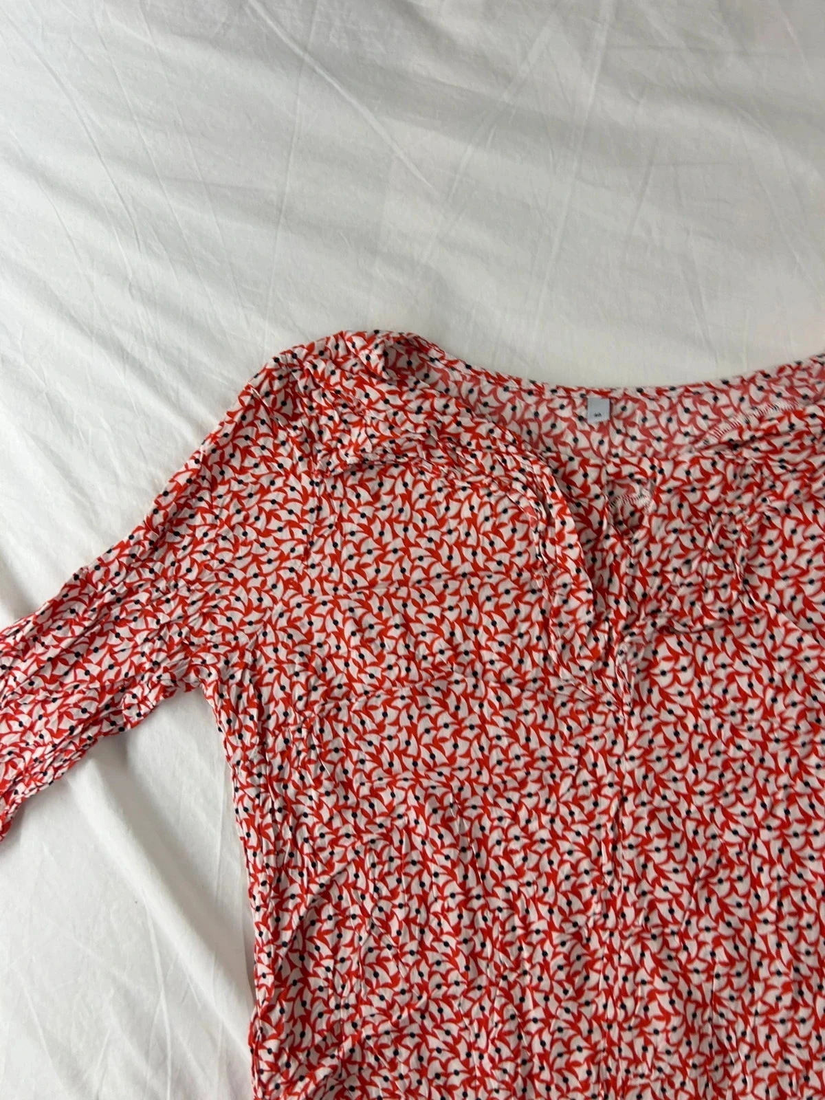 Vintage red blouse with white patterns – photo 5